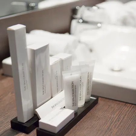 호텔 햄프셔 - 센터 4*