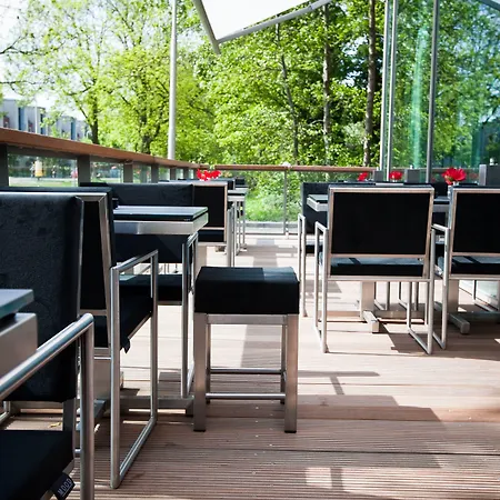 Hampshire - Centre Hotel 4*