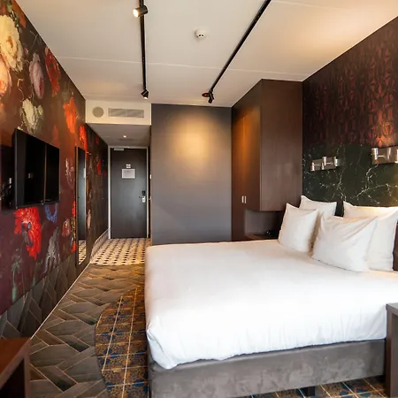 Hampshire - Centre Hotel 4*