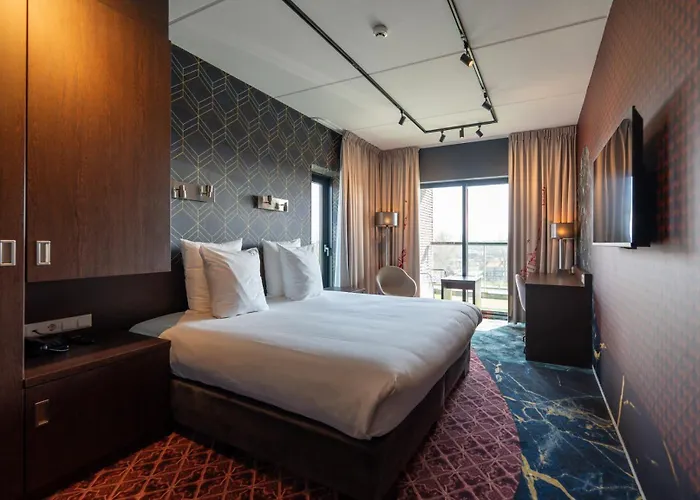 Hotel Hampshire - Centre 4*