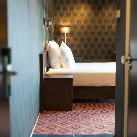 Hampshire - Centre Отель Делфт