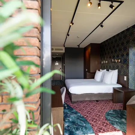 Hampshire - Centre Hotel 4*